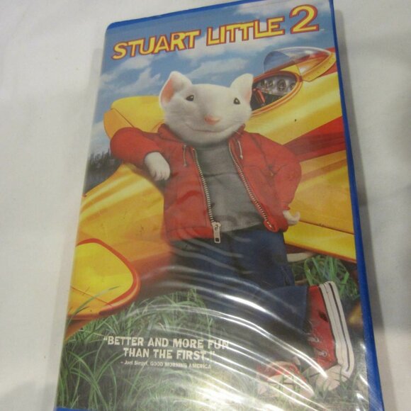 STUART LITTLE 2,  PAULIE & Christmas Carol - 3 VHS movies - Picture 4 of 6